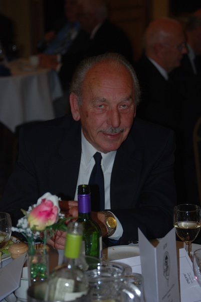 Photograph of John Crook (1947/51) at Reunion Dinner 2011
