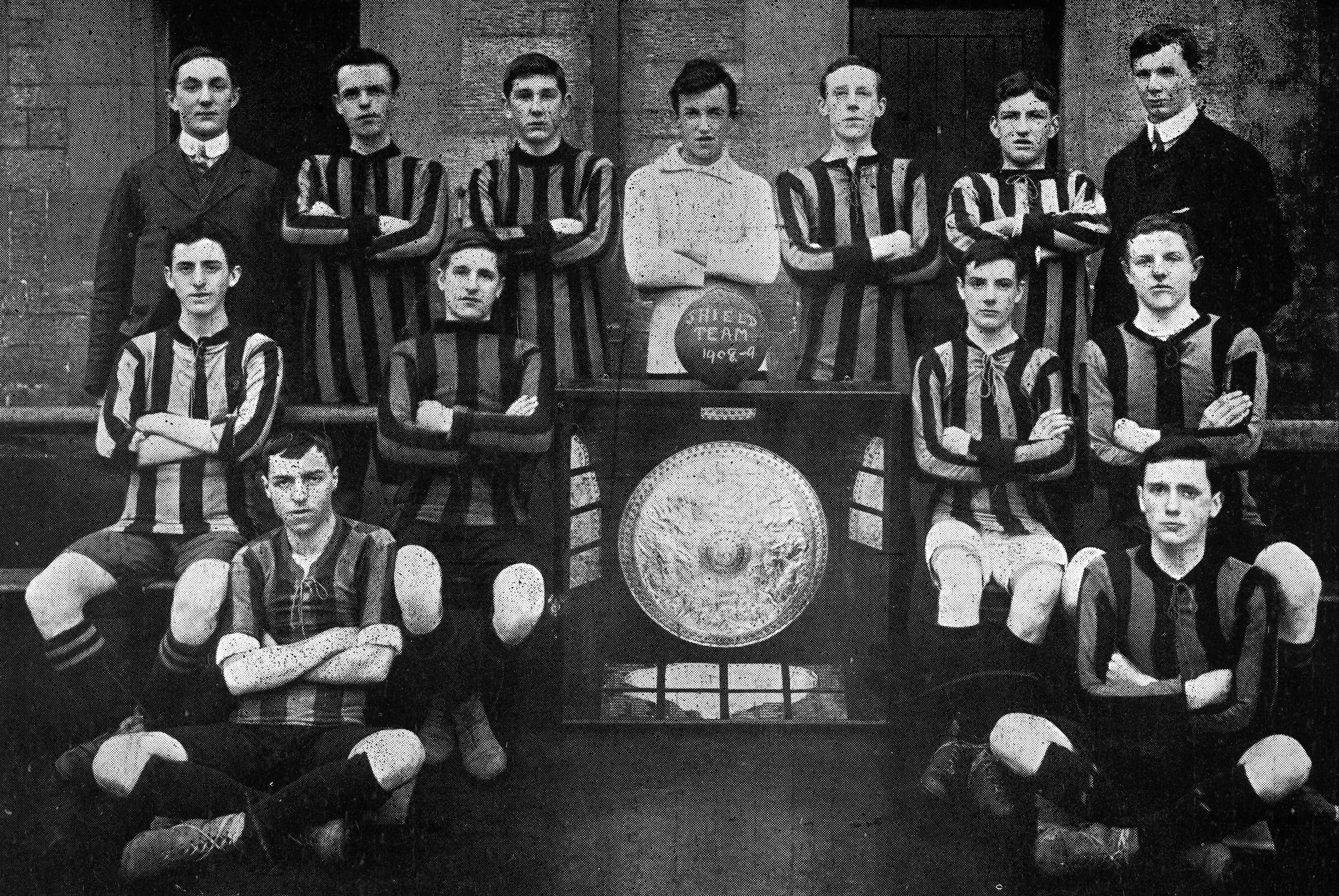Photograph School Football 1908-09 1st XV